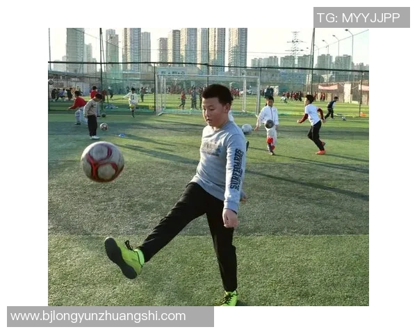 少年足球俱乐部：培养未来之星的梦想舞台与成长之路